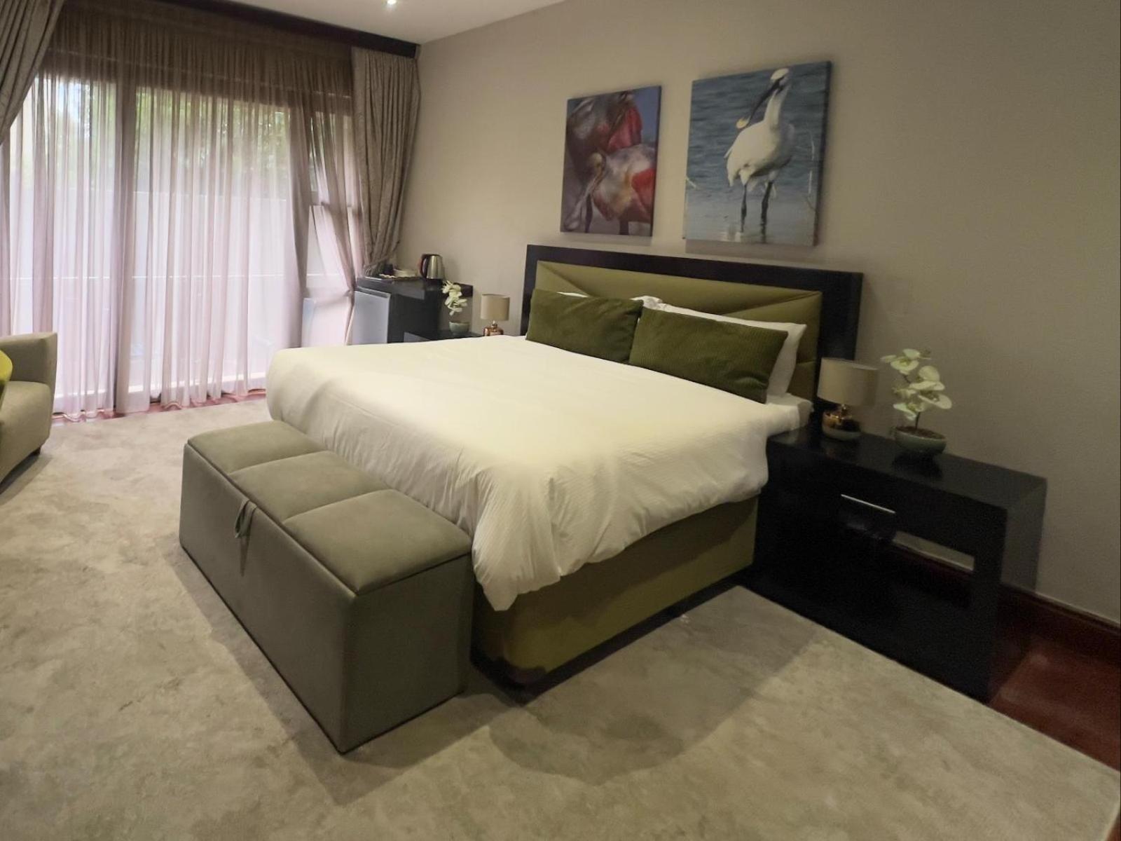 One O Eight Boutique Hotel Benoni Room photo