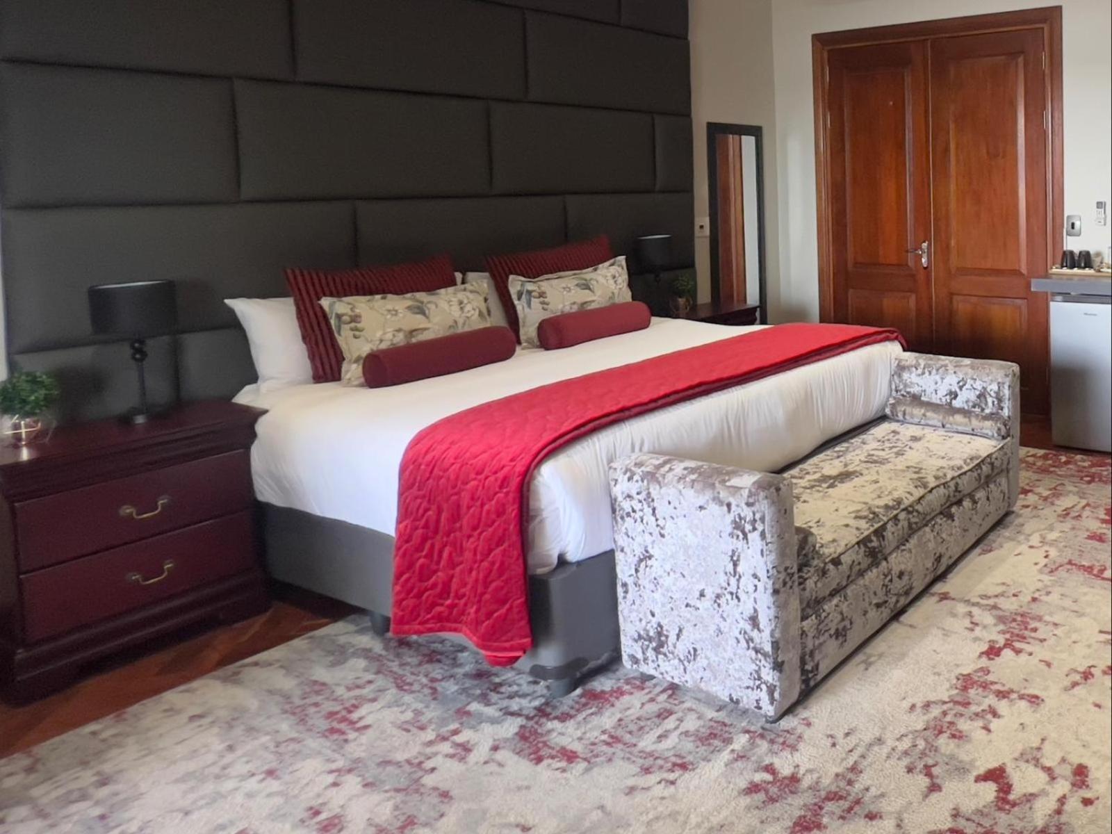 One O Eight Boutique Hotel Benoni Room photo